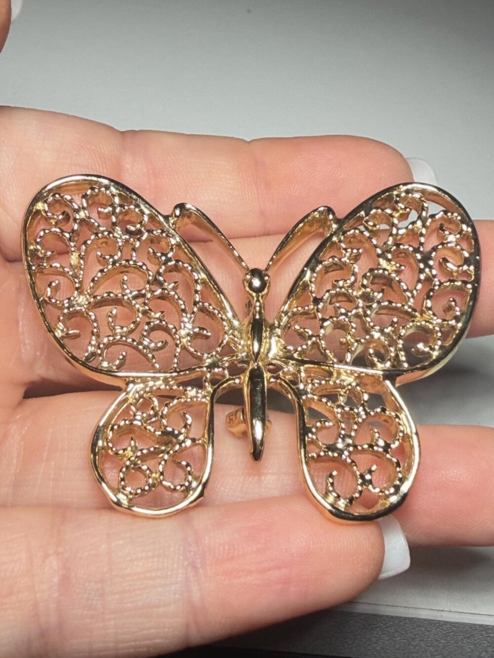 Butterfly Brooch Signed Gerrys Gold Tone Vintage 2.5 inches